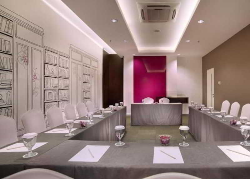 Favehotel Melawai Jakarta Exterior photo